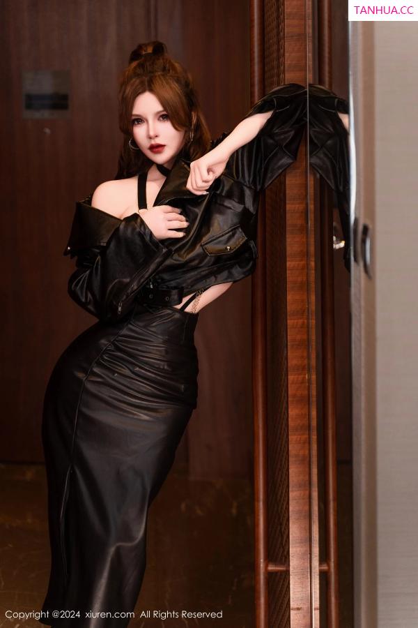 伊丽莎有点白  [XiuRen]高清写真图 2024.03.28 No.8305 伊丽莎有点白 美腿性感第9张图片
